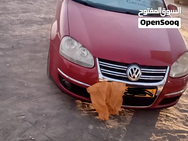 2008 نيسان اخرى
