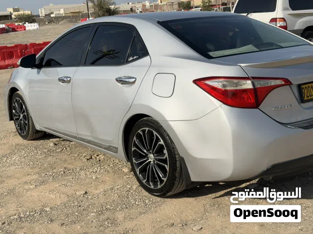 Toyota Corolla 2015