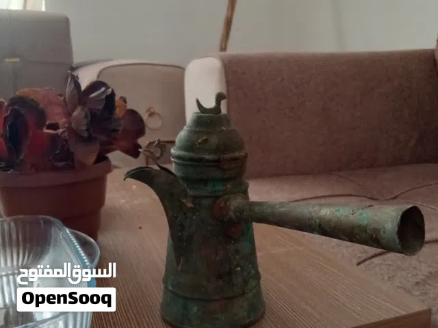 دلال قديمه جدا
