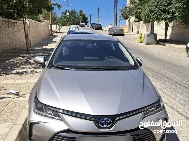 تويوتا كورولا هايبرد 2019 وارد المركزية