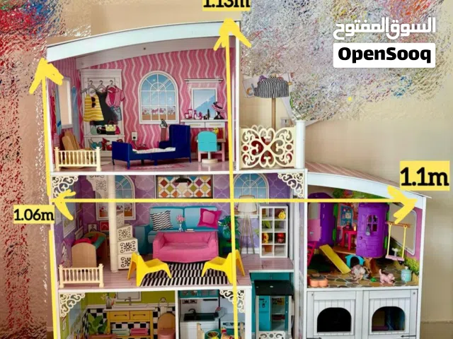 Beautiful doll house for sale
