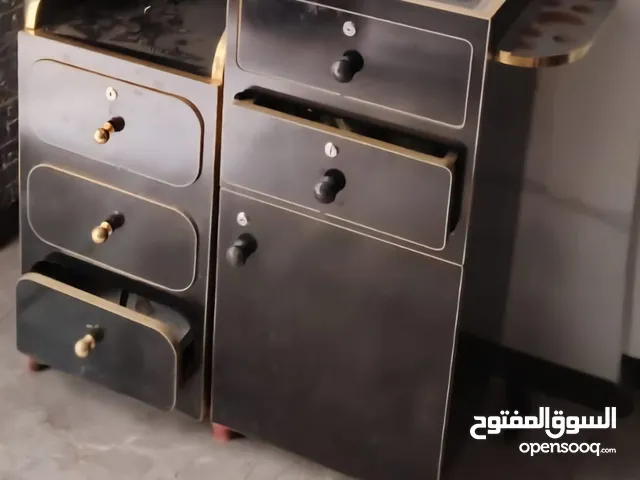 اثاث محل حلاقة وملحقاته (على كل صورة السعر)