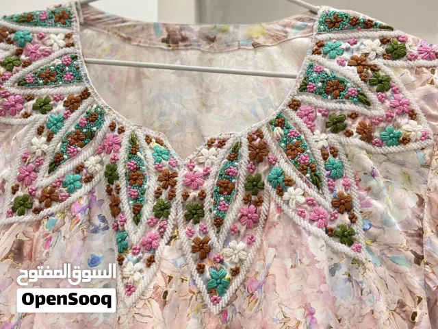 مخورات جديدات غير ملبوسات أبدًا بأقمشة مميزة جدًا - كل مخورتين ب 40 فقط