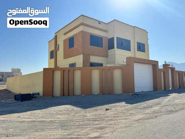 428 m2 More than 6 bedrooms Townhouse for Sale in Muscat Amerat
