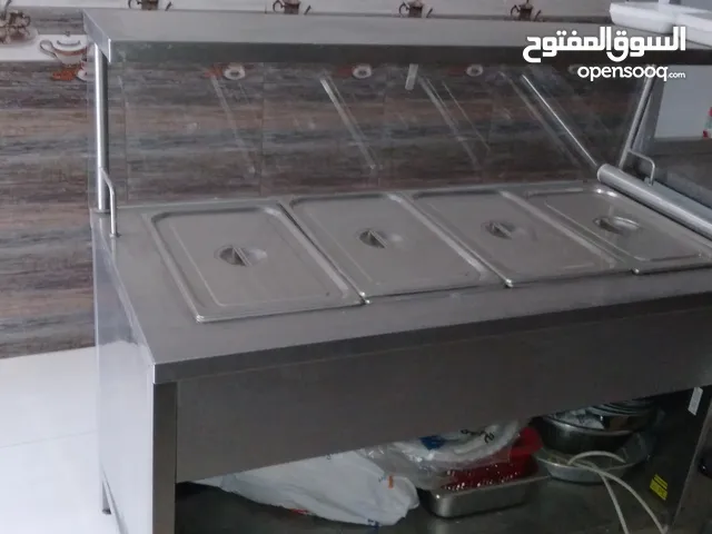عدة مطعم للبيع