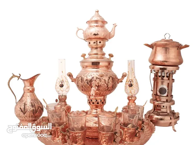 Serving samovar with charcoal تقديم السماور بالفحم