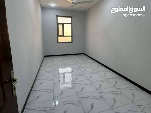 120 m2 2 Bedrooms Apartments for Rent in Basra Tuwaisa