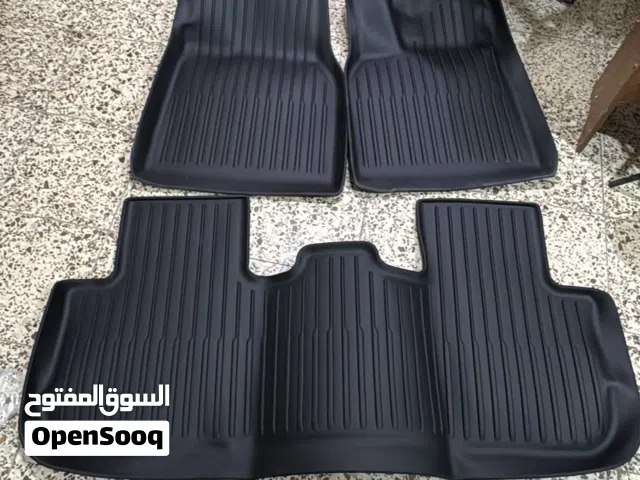 ارضيات تسلا للبيع