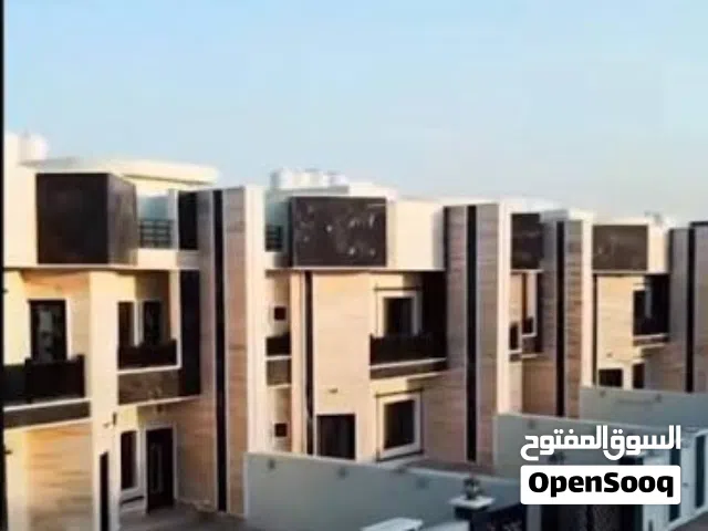 بيت نوع VIP مساحه 300 م للبيع