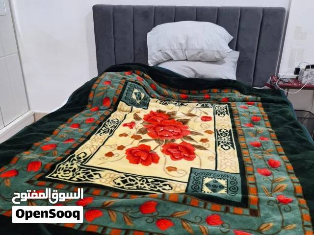 bed frame + mattress 190 cm x 190 cm