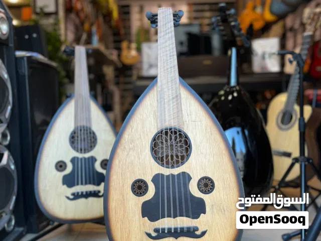 عود الحكيم صناعه زرياب صنع خصيصا ل معرض جواهر موسيقى زند عياري مع وريشه بسعر مغري جديد