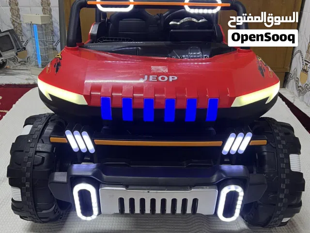 سيارة اطفال شحن جيب جديده مامستخدمه كامله المواصفات