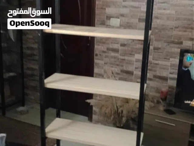 رفوف للبيع في مجال بالسعر