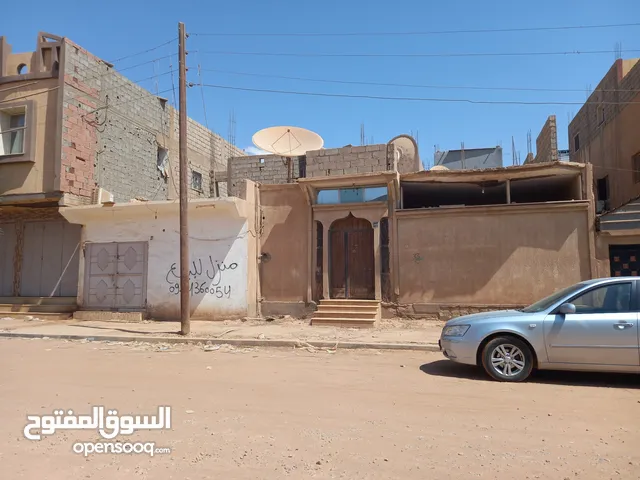 300 m2 3 Bedrooms Townhouse for Sale in Sabha Al-Manshia