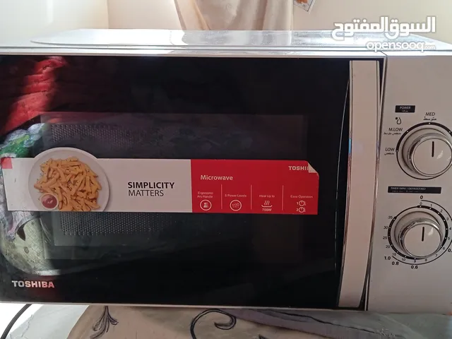 للبيع مايكرويف توشيبا اصلي مستعمل بحالة ممتازة بالكرتونة