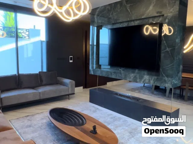 فيلا متلاصقة مميزة بتشطيبات فاخرة وعصرية في أرقى مواقع طريق المطار