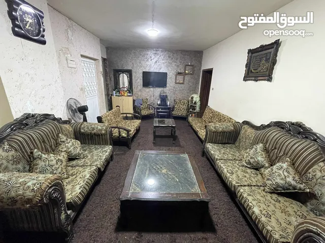 اثاث مستعمل
