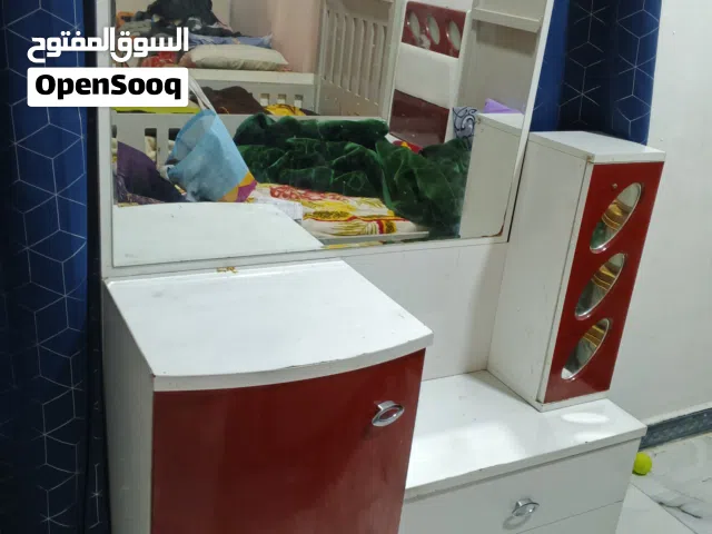 ميز مرايا تركي ثقيل