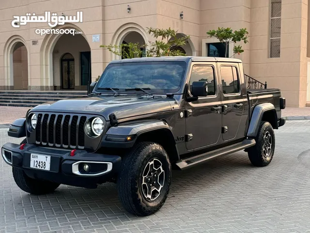 للبيع جيب جلاديتر 2020/Jeep gladiator gcc 2020