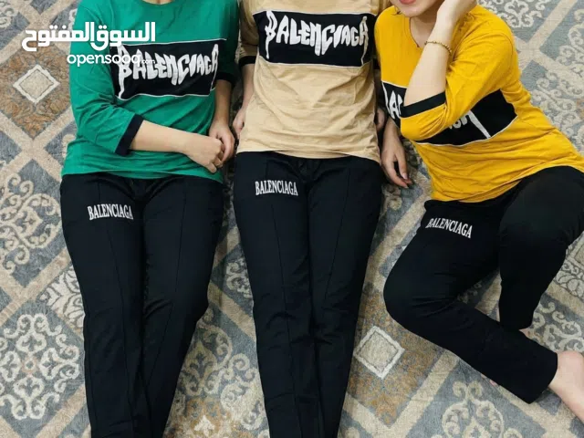 تراكسودات نسائية رياضية