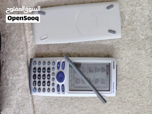 حاسبة علمية كاسيو متطورة شاشة لمس