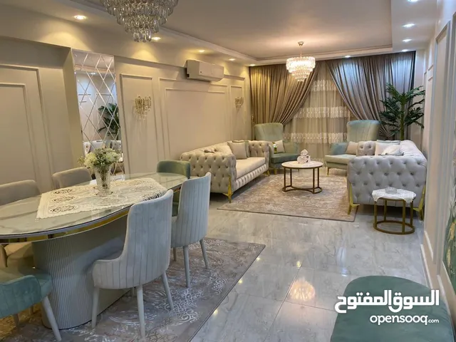 120 m2 3 Bedrooms Apartments for Rent in Cairo Gesr Al Suez