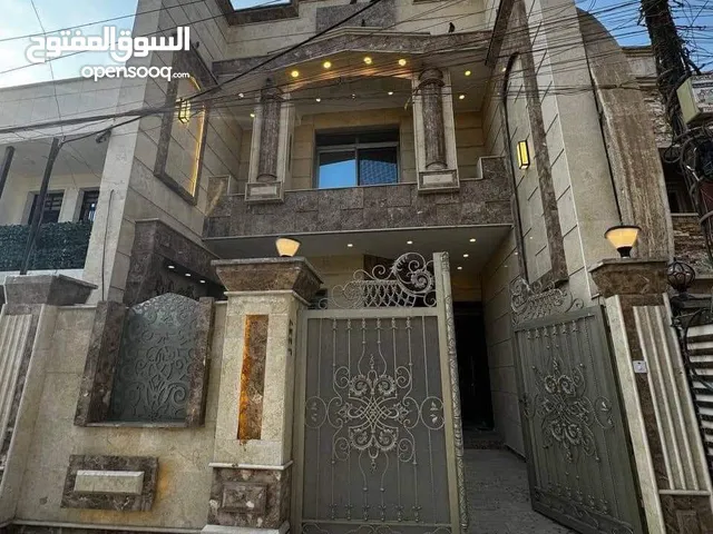 160 m2 4 Bedrooms Townhouse for Sale in Baghdad Saidiya