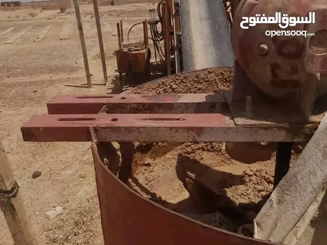 ماكينة تصنيع طوب بلك هايدروليك 4 عصايات مستعملة