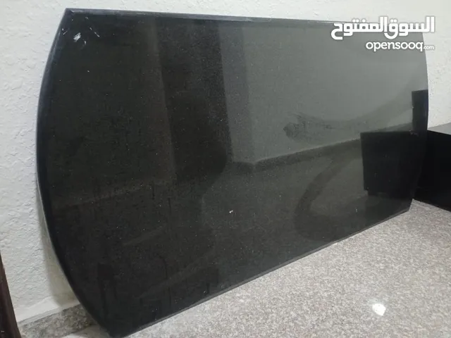 طاولة رخام