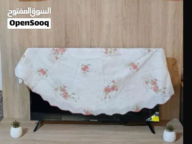 ميز تلفزيون بحاله ممتازه