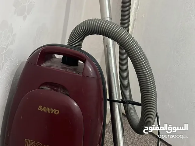 مكنسة كهربائية للبيع بحالة جيدة
