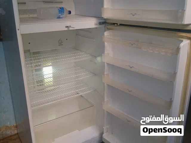 للبيع ثلاجات بحاله جيده جدا مع الكفالة والتوصيل عائلية