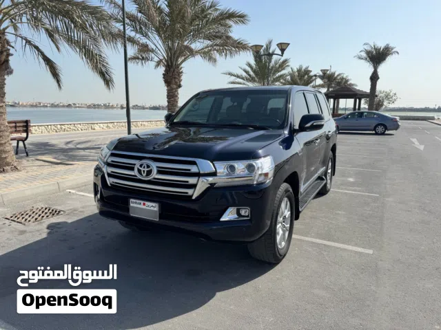 Toyota Land Cruiser Gxr V6 for sale in very good condition.