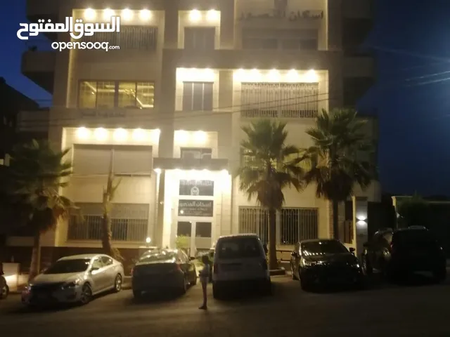 170 m2 3 Bedrooms Apartments for Sale in Amman Al-Shabah