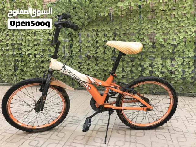 عجلة مستعملة للاطفال حالة متوسطة للبيع
