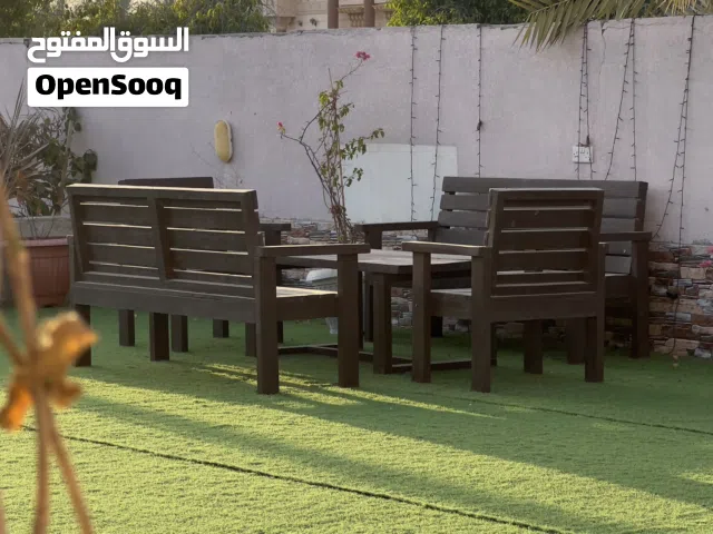 جلسة خارجية أنيقة وفخمة