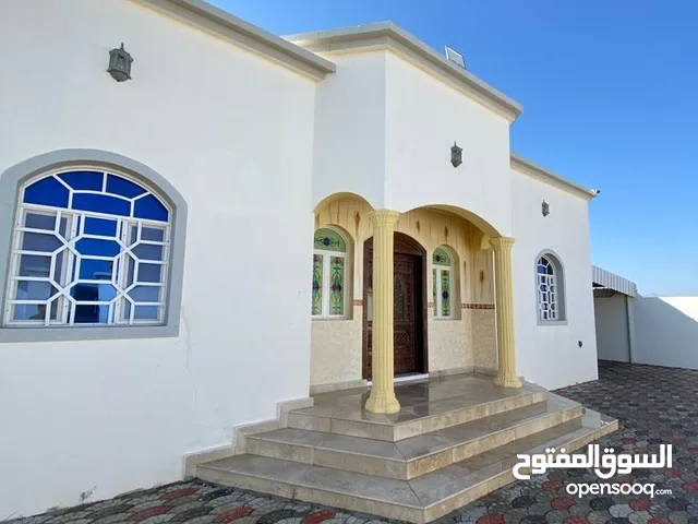 245 m2 4 Bedrooms Townhouse for Sale in Al Batinah Rustaq