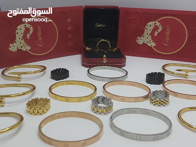 اكسسوارات اوروبيه فاخره أساور كارتير Cartier وخواتم جديد غير مستعمل ..
