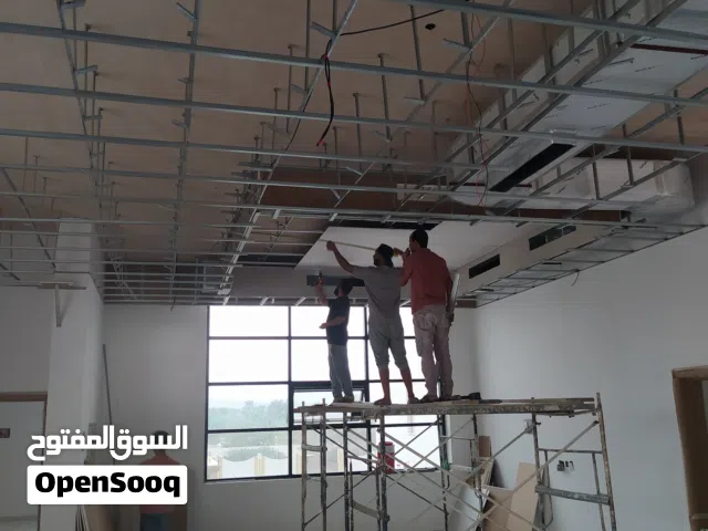 متخصصون في الديكور و الاصباغ والشبورد وبديل الرخام وورق الجدران الداخلية والاصباغ الداخلية والخارجية