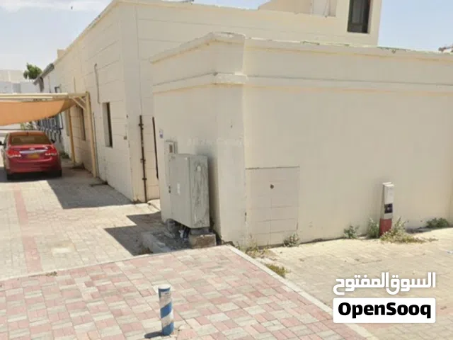 300 m2 More than 6 bedrooms Townhouse for Sale in Muscat Al Khoud