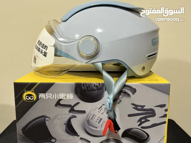 خوذة دراجة نارية وترهم للبايسكل والسكوتر، ماركة عالمية وحماية حقيقية وشكل مميز