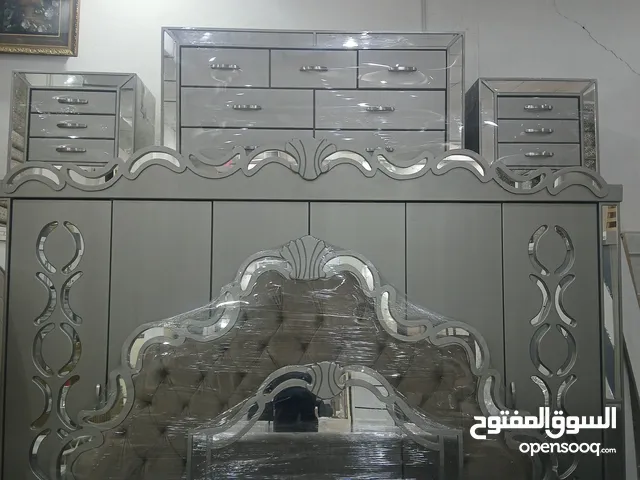 غرف نوم شبه جديده وكبتات وطاولات وغنفات اثاث مستعمل للبيع