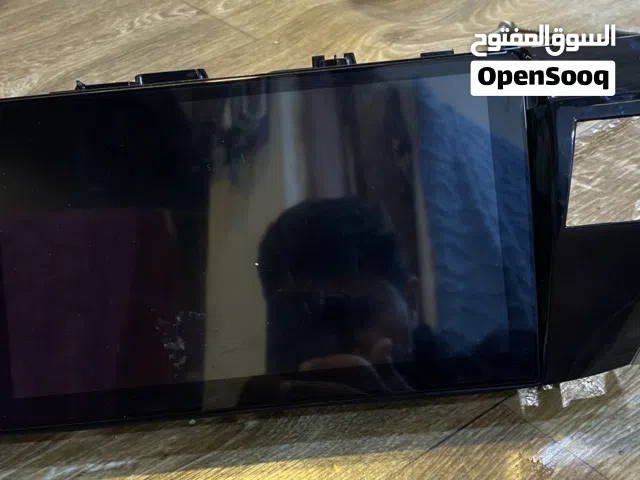 شاشه كورلا جديده ما مستعمله للبيع