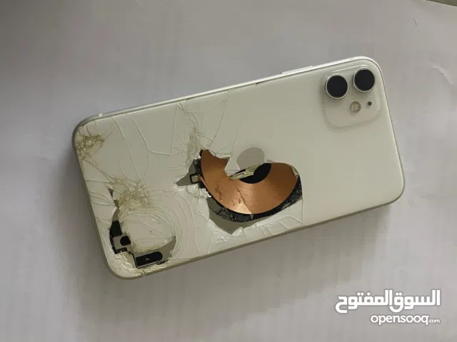 Iphone 11 128gb battery health 83% condition 8/10