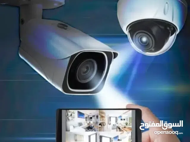 فني تركيب وصيانة كاميرات ونظم المراقبة  وربطها بالجوال وشبكات الانترنت والاكسس بوينت والانتر كم