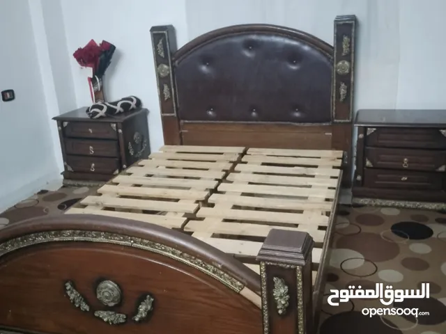 غرفتين نوم و طقم كنب للبيع