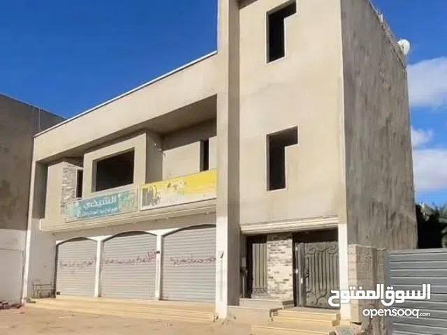 عرض استثماري سكني فيلا في قنفوده على رائسي شارع طريق الهرابه مساحه400 دخل شهري 4000دينار خطي شقق