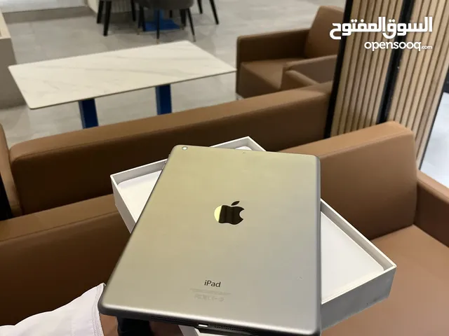 ايباد ابل اصلي بالكرتون مع الملحقات / بسعر ولا في الخيال / تخفيضات