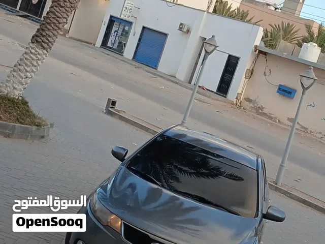 2012 كيا فورتي GT
