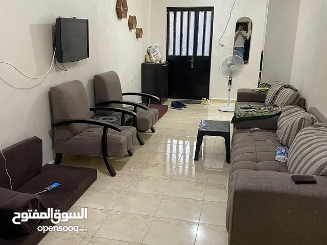 139m2 3 Bedrooms Apartments for Sale in Zarqa Al Zarqa Al Jadeedeh